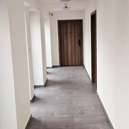 Hron River View 24h Self Check -in Free Parking