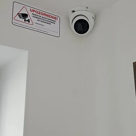 Hron River View 24h Self Check -in Free Parking